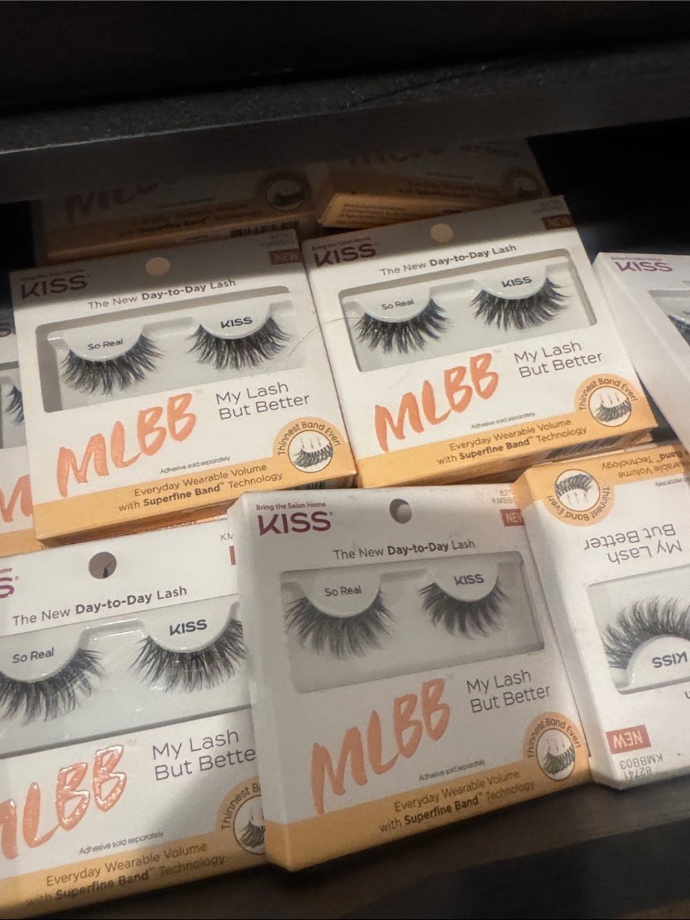 Lot of 16 Kiss MLBB False Eyelashes in Peach and White Packaging